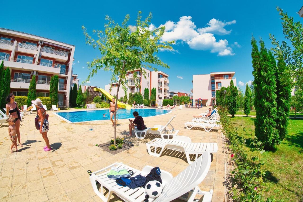 Nessebar Fort Club - Prestige Apartments Sunny Beach Exterior photo